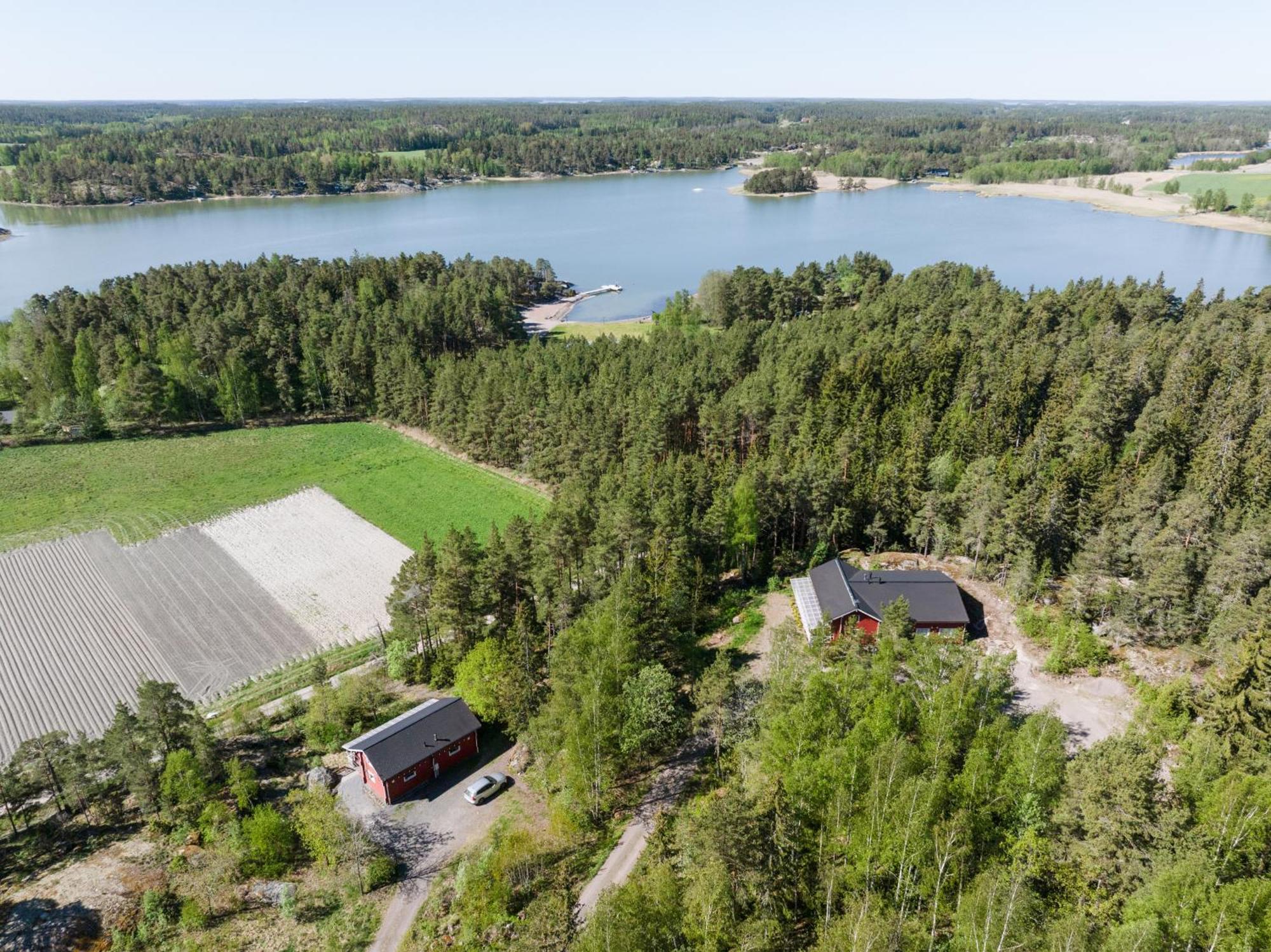 Lomahyppaeys Villa Nådendal Eksteriør bilde